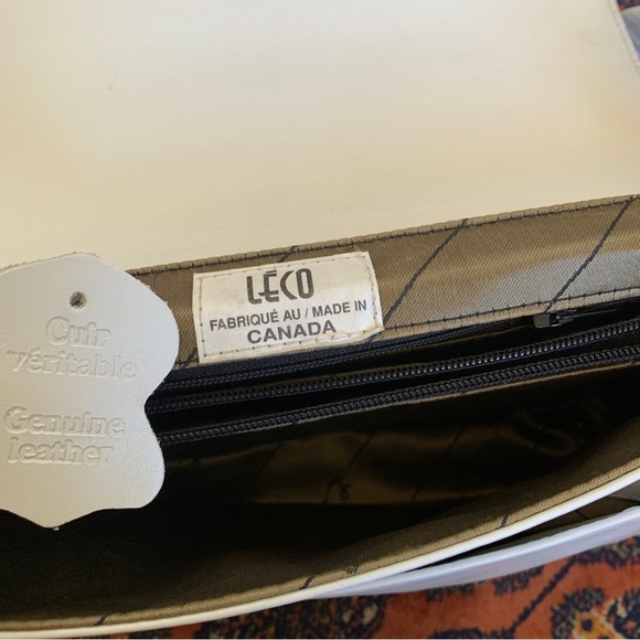 80s White Leather Crossbody - Picture 6 of 8